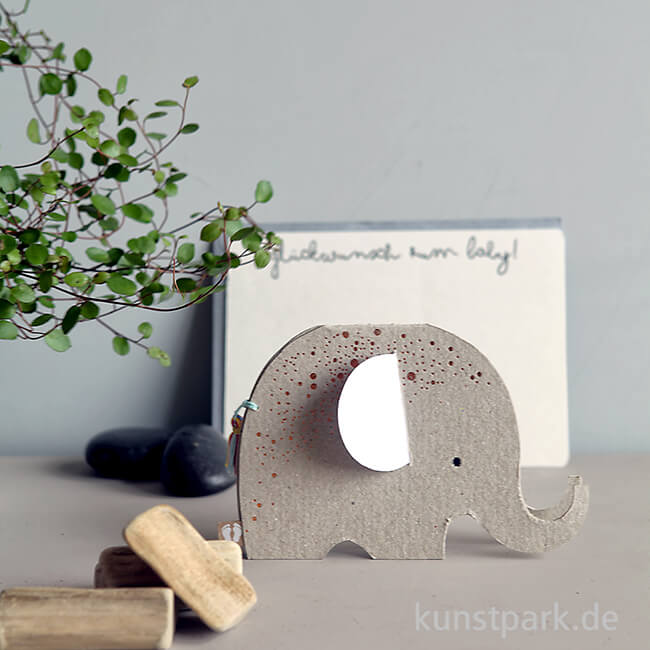Artikelbild 2 des Artikels “Good old friends - Elefanten Baby Karte, Glückwunsch “