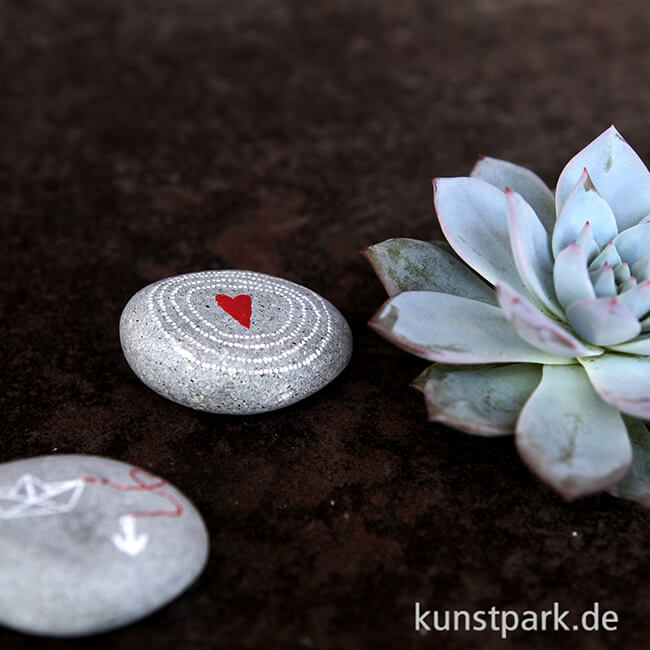Artikelbild 2 des Artikels “Good old friends - Herzstein, Herz Rot mit Gold “