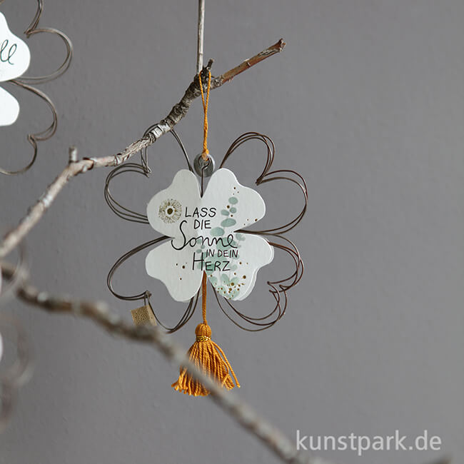 Artikelbild 2 des Artikels “Good old friends - Kleeblattornament, Blumen, Lass die Sonne “