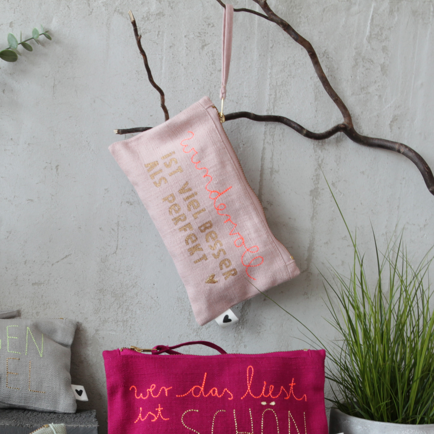 Artikelbild 2 des Artikels “Good old friends - Klimbim Tasche, Groß, Wundervoll ist viel besser “