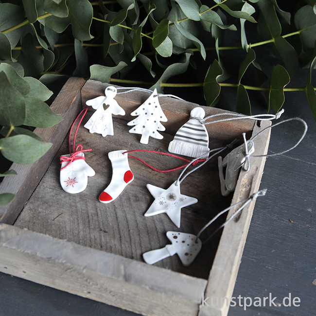 Artikelbild 2 des Artikels “Good old friends - Mini Winterschmuck, Schlittschuh “