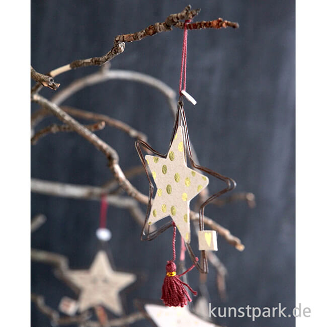 Artikelbild 2 des Artikels “Good old friends - Schmuck Sterne, Punkte “