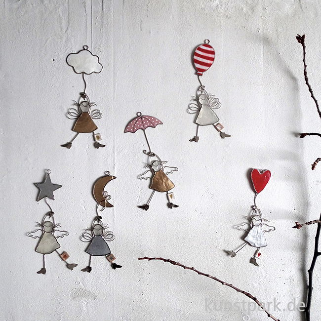 Artikelbild 2 des Artikels “Good old friends - Schwebende Engel, Wolke “