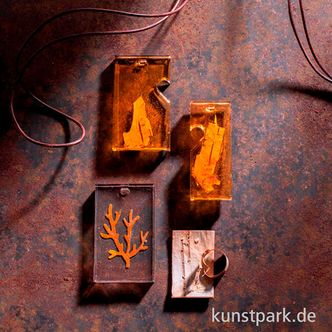 Artikelbild 2 des Artikels “Silikon Gießform - 13 Schmuck Anhänger, 15-50 x 6 mm “