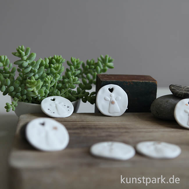 Artikelbild 3 des Artikels “Good old friends - Schutztaler, Ganz viel Kraft “