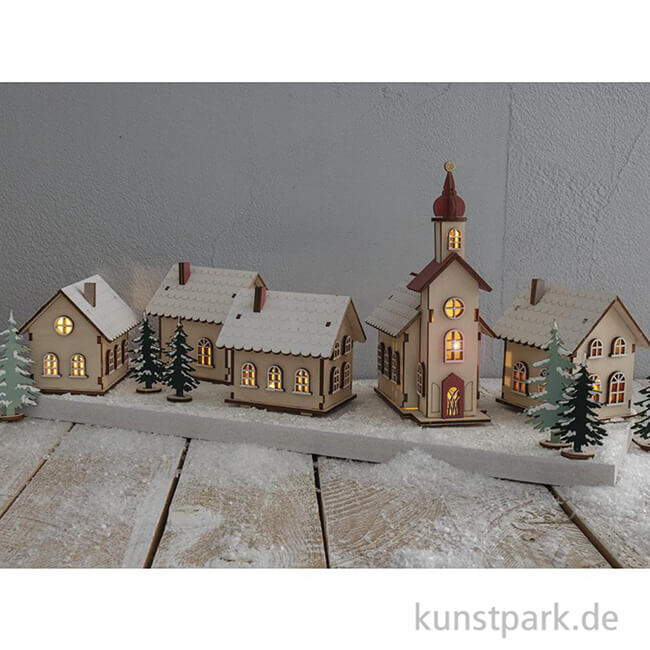 Artikelbild 3 des Artikels “Holzbausatz Lichterdorf, Natur, 7-19 cm, 84-teilig + LED Lichterketten “